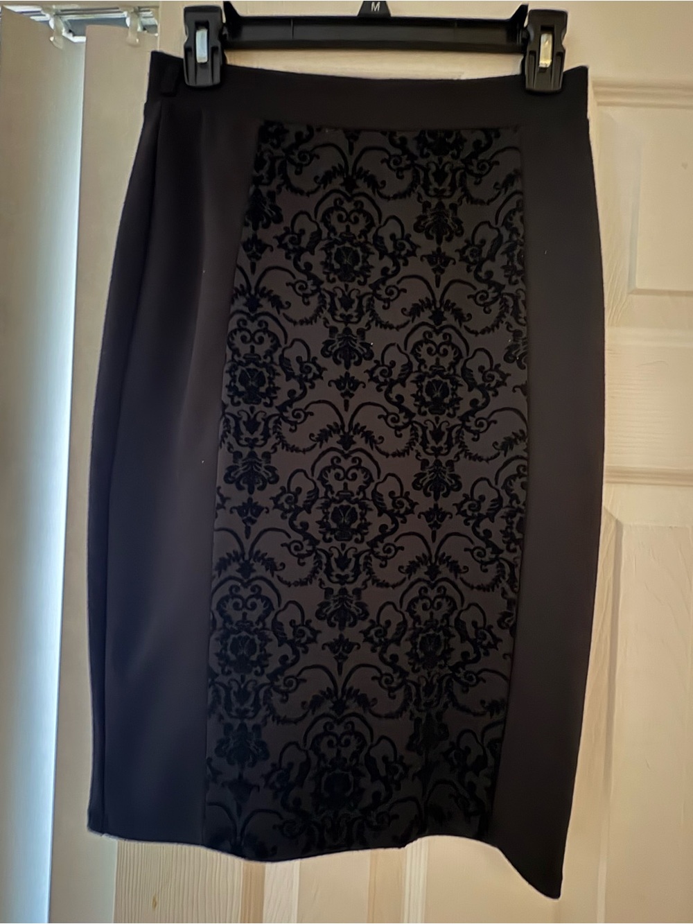Joe Benbasset Black Damask-Panel Pencil Skirt